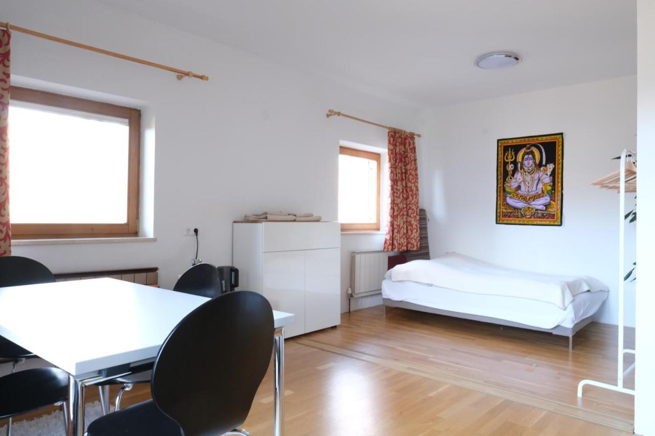 Doppelzimmer Innsbruck Exterior foto
